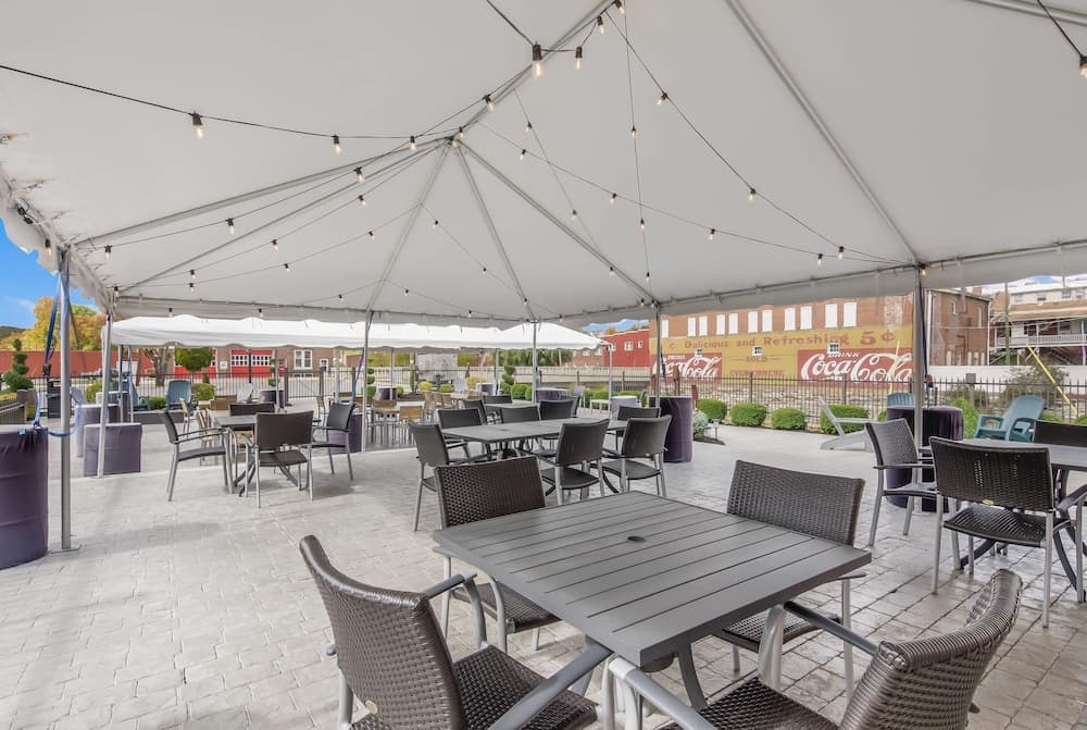Jackson Park Inn, an Ascend Collection Hotel