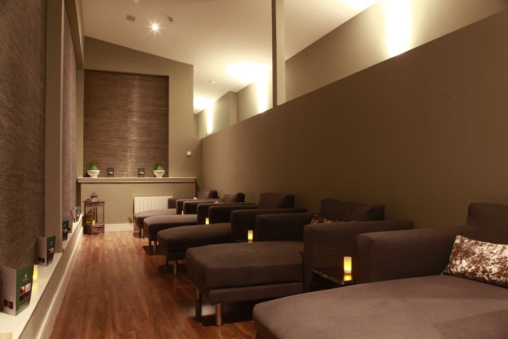 The Carnbeg Hotel