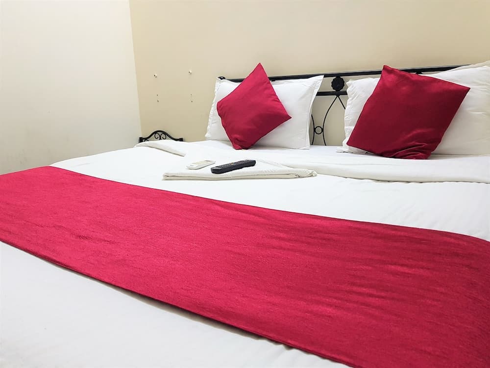 Hexa Star Residency