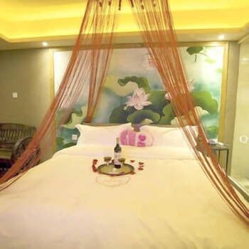 Zuiai Theme Hotel