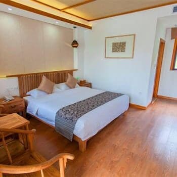 Danxia Yinxiang Chain Inn