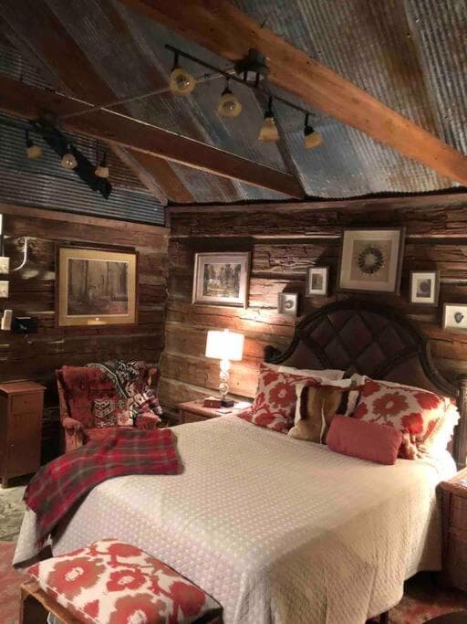 Sunset Log Cabin