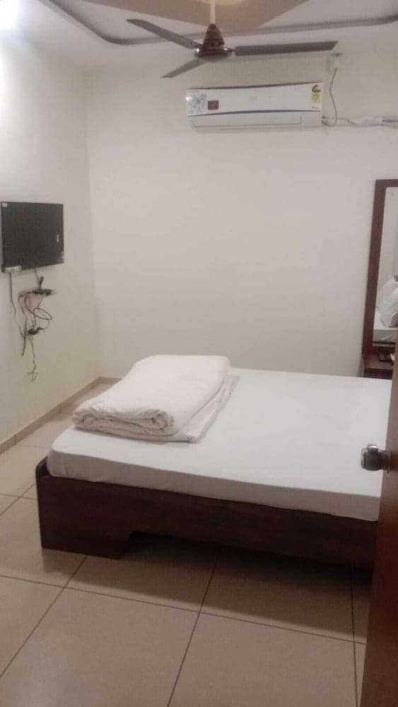 Hotel Shreeji's