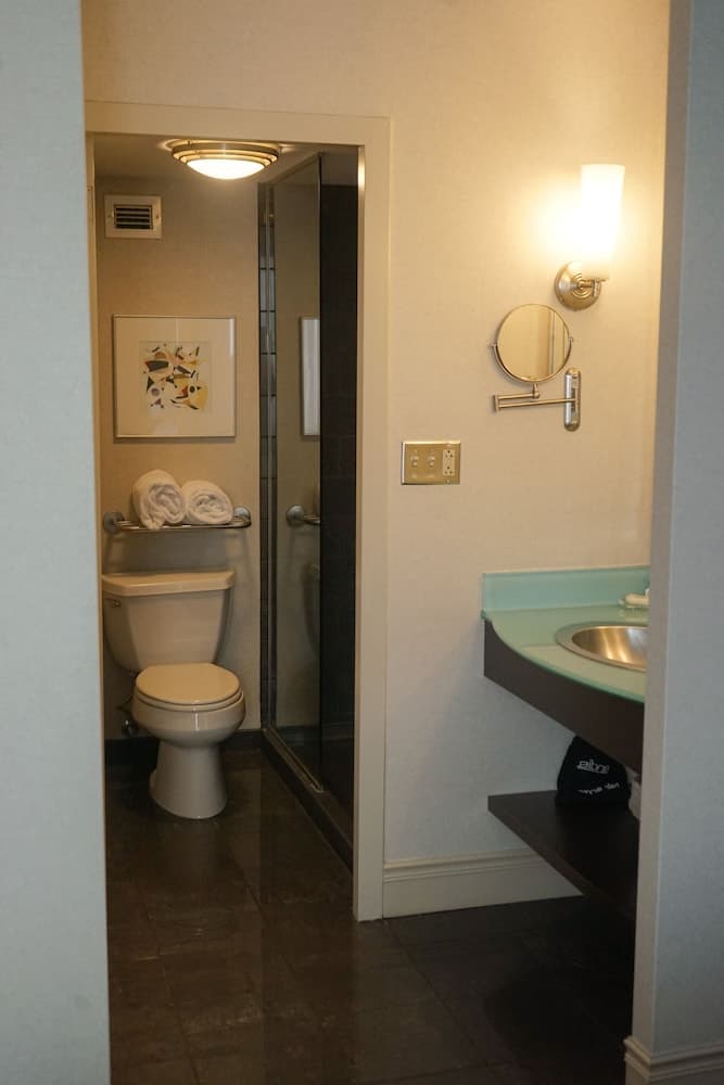 Crowne Plaza Syracuse