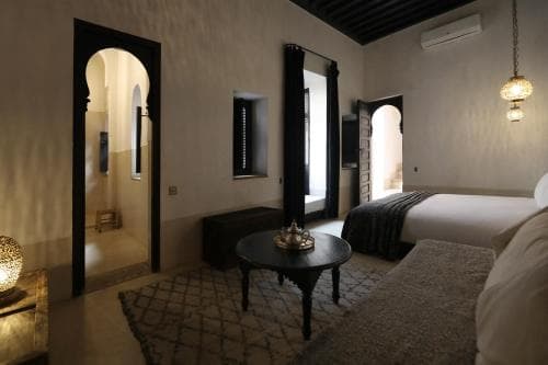 Riad Azzouna 13
