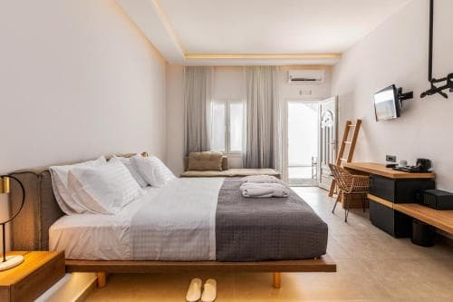 Avra Mykonos