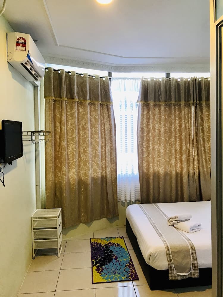 Milvus Hotel