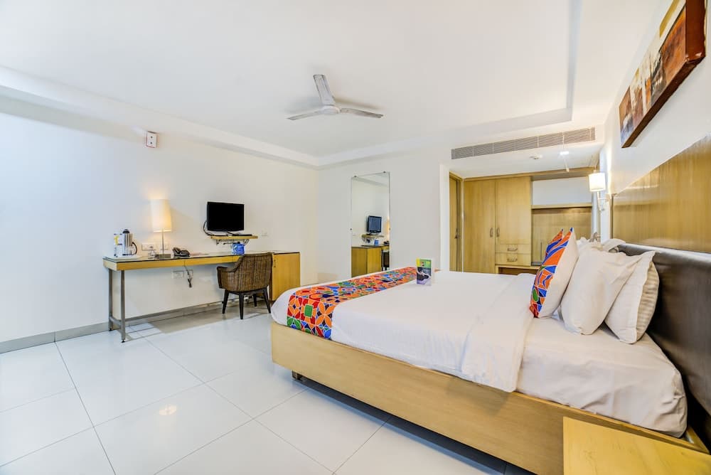 FabHotel Shanbhag