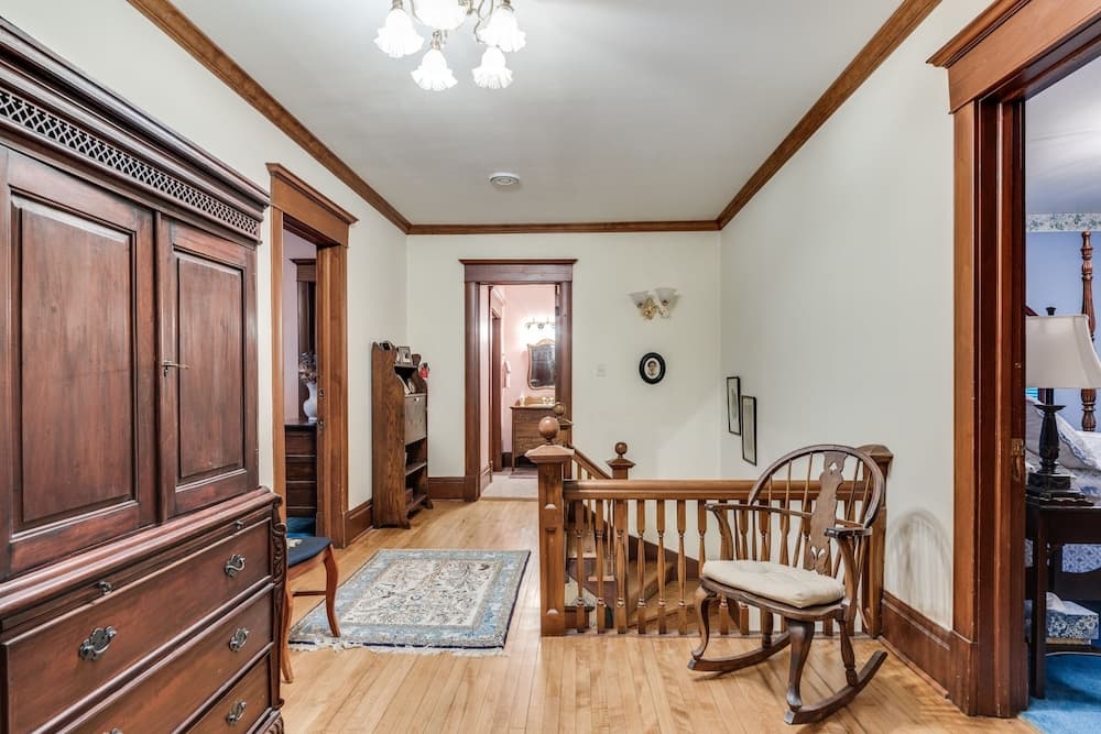 Covington Manor