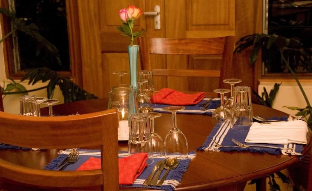 Ole Dume Suites