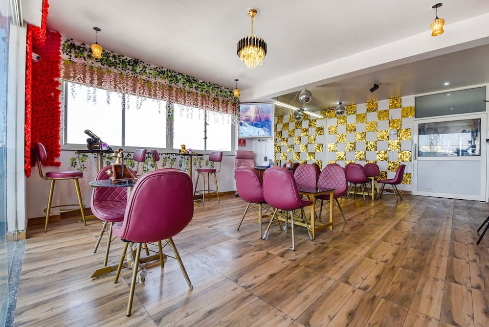 Fabhotel Deep Palace