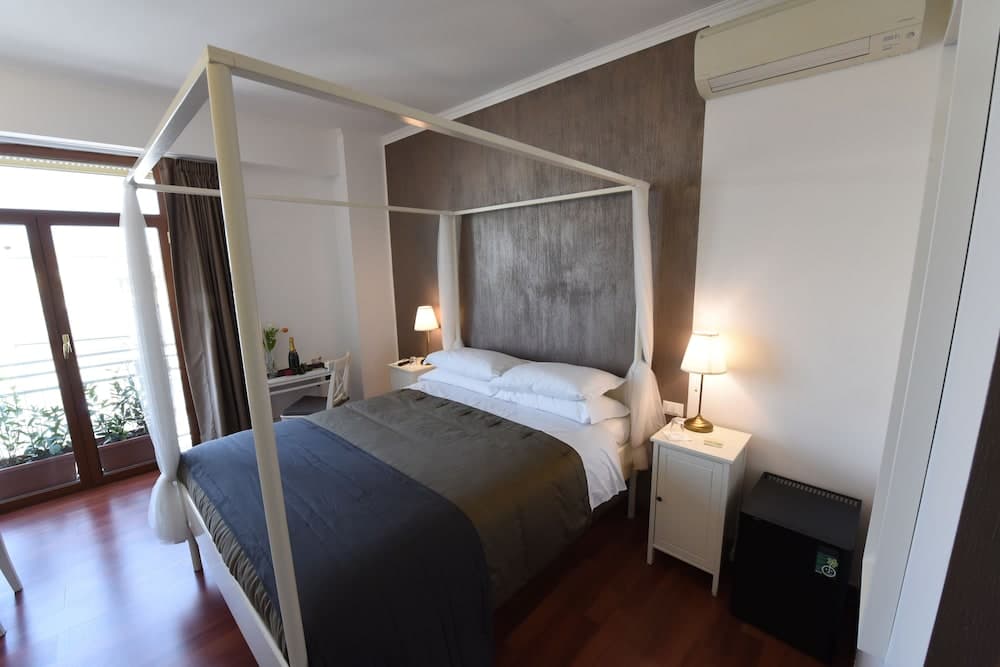 San Pietro House