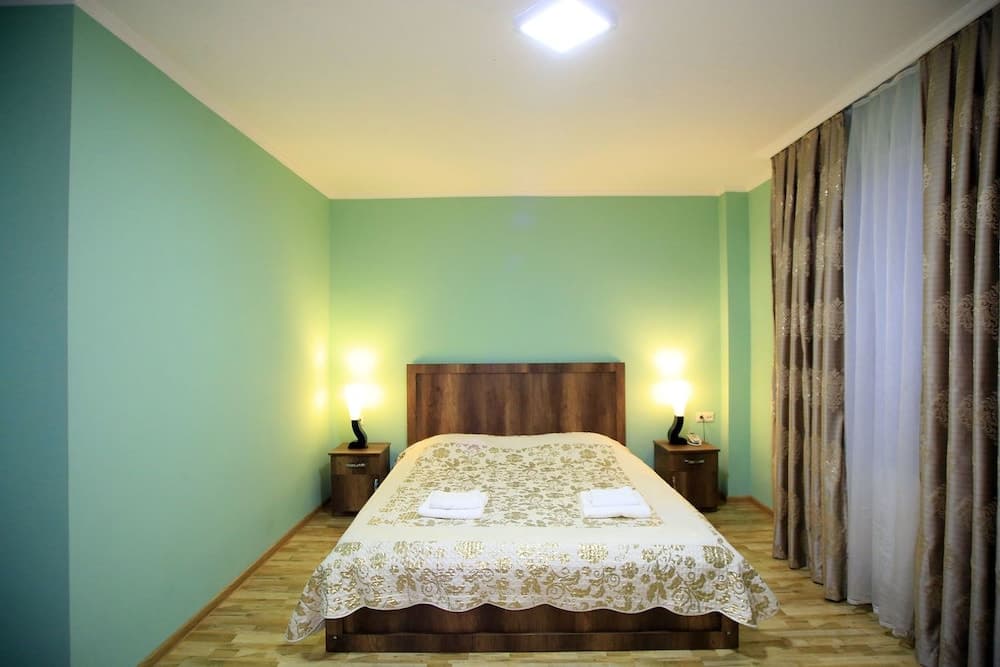 Hotel Taia