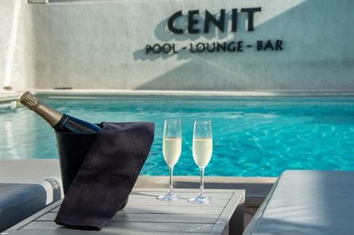Hotel Cenit & Apts. Sol Y Viento
