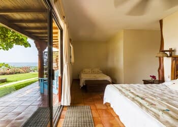 Casa Manzanillo