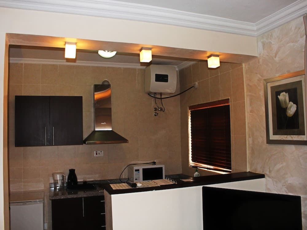 Apo Apartments