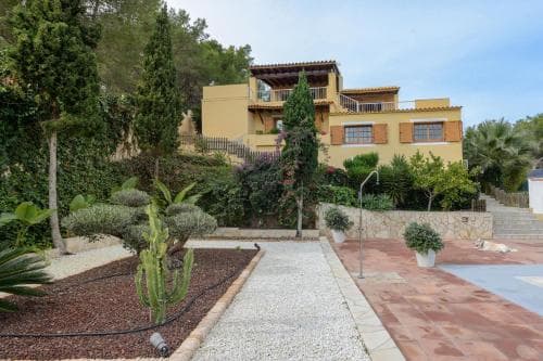 Villa Casely