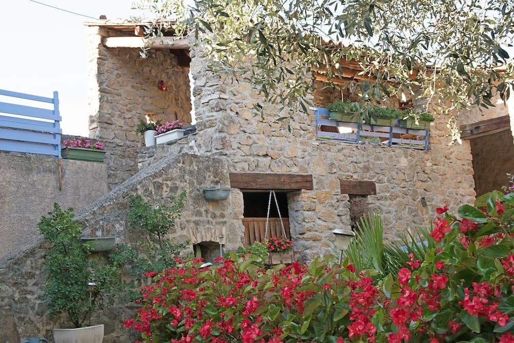 Mas De Coccinelles