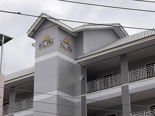 P.C.Tel Hotel