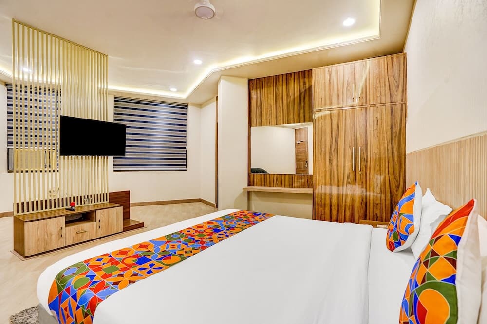 Fabhotel Aman Paradise