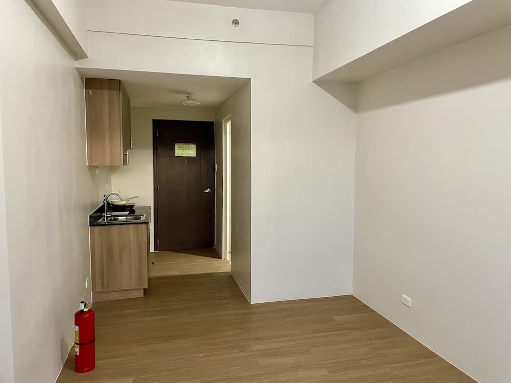 The Loop Condotel