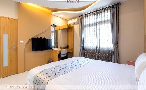 DeepDitch B&B