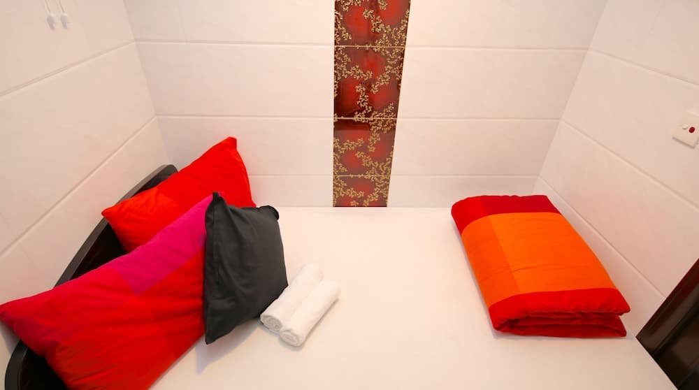 D Red Loft