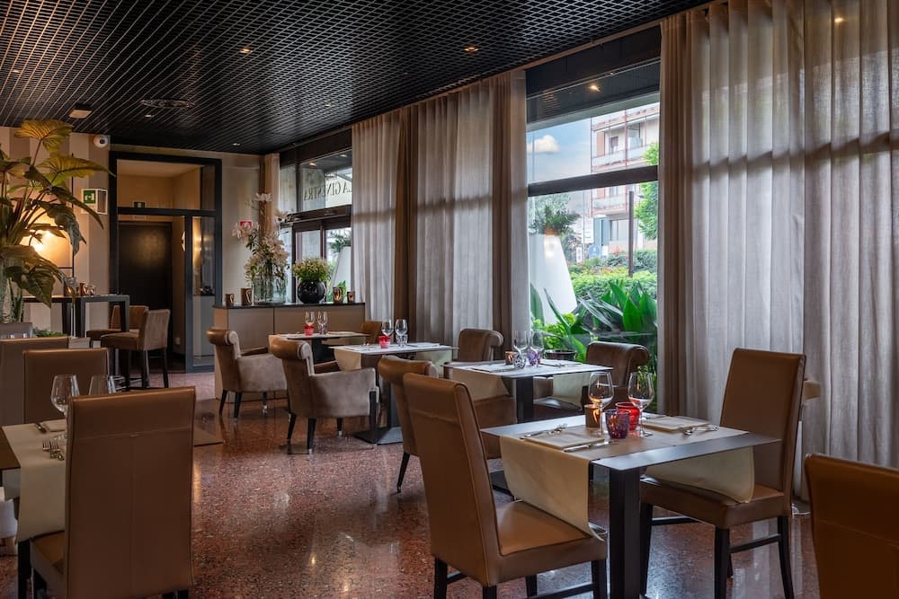 Hotel Leopardi