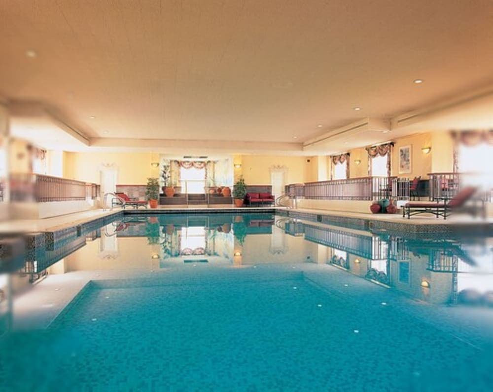 Nuremore Hotel
