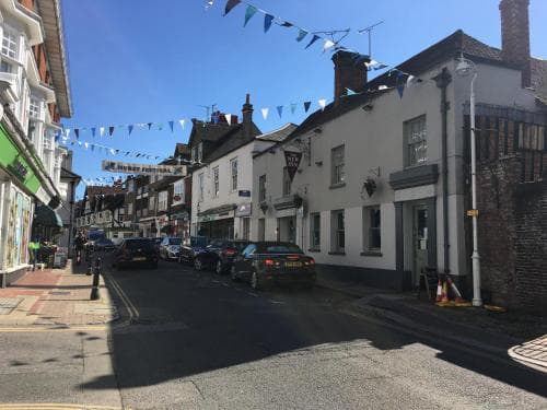 Morleys Rooms - Located in the heart of Hurstpierpoint by Huluki Sussex Stays