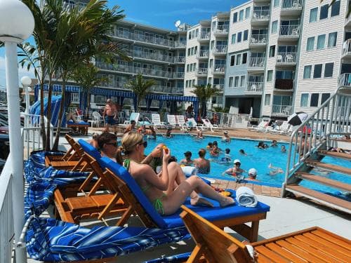 El Coronado Resort