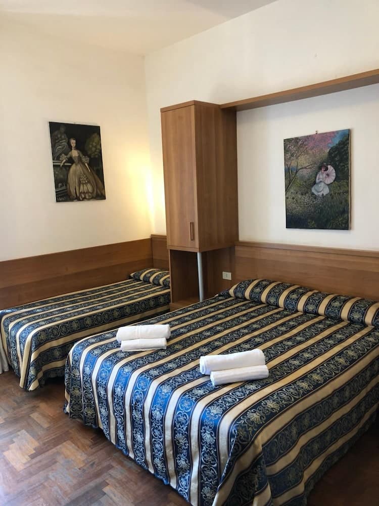 Hotel Bolognese
