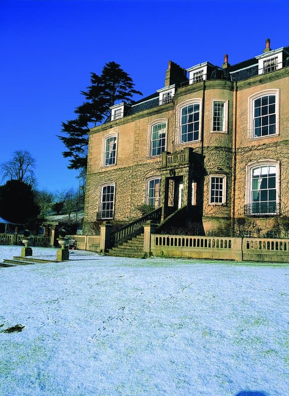 Combe Grove Hotel