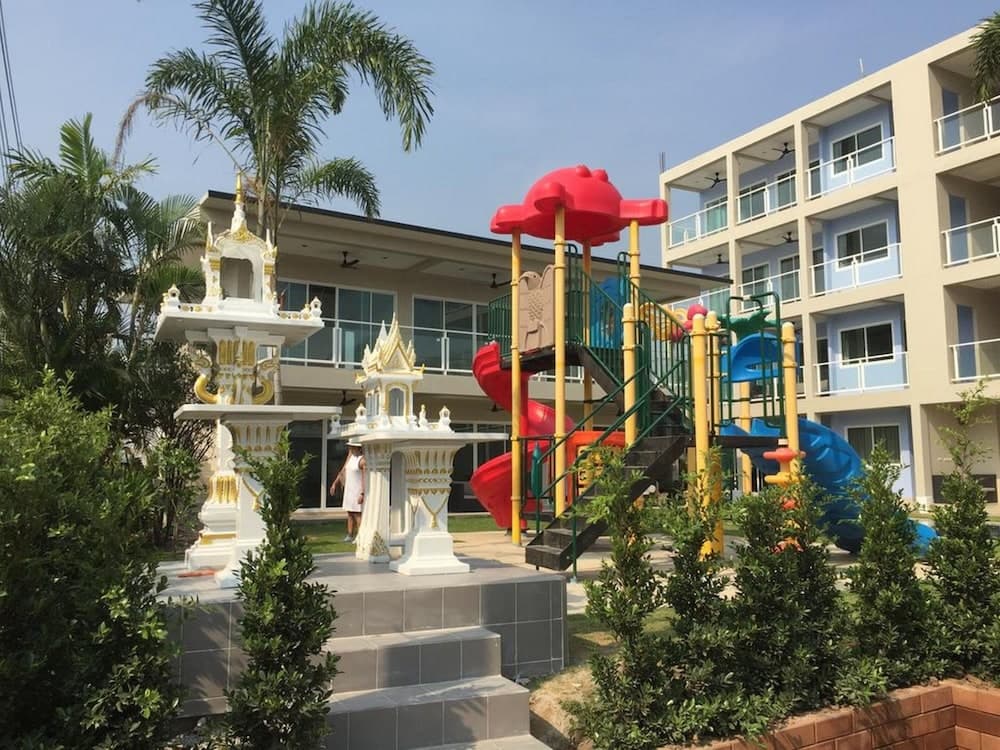Surf and Sand Resort