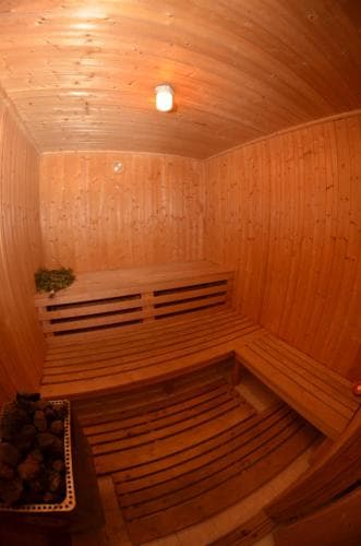 Relax House