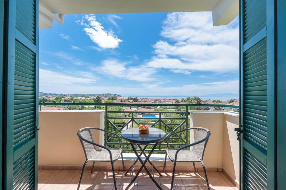 Julia Hotel