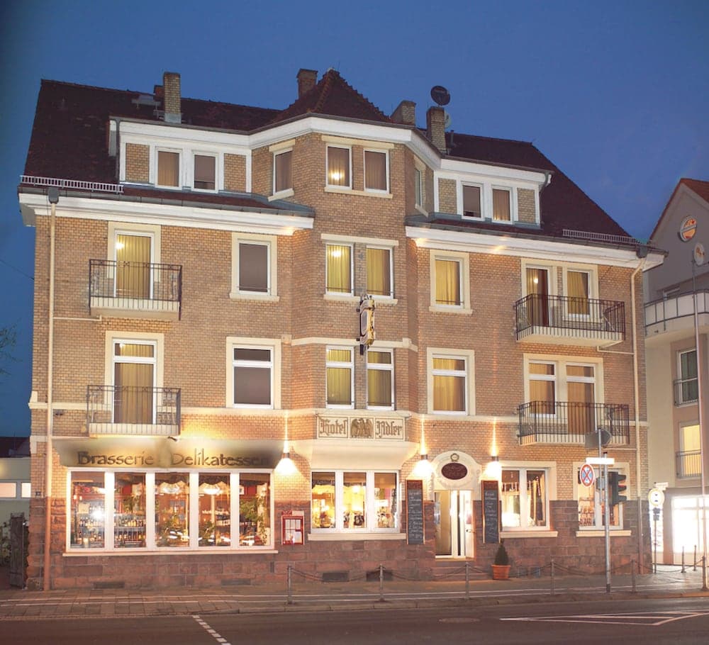 Adler / Adlerpalast