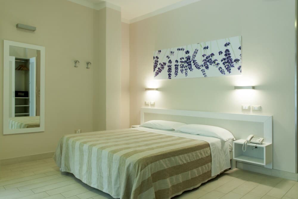 Elite Hotel