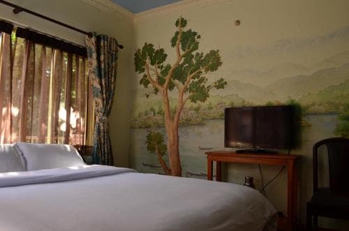 327 Thamel Hotel