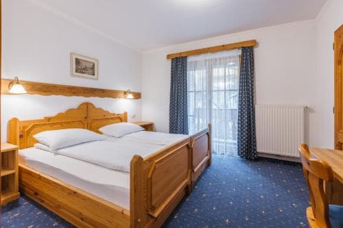 Berc Garni Hotel