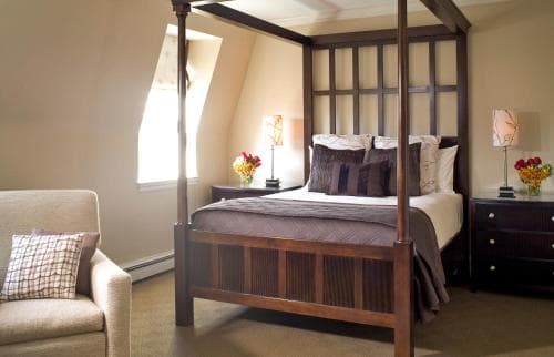 Clarendon Square Bed & Breakfast