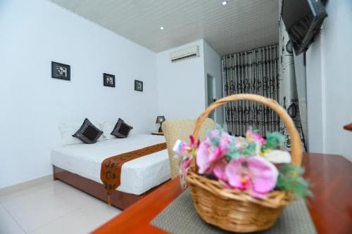 The Residence BBH