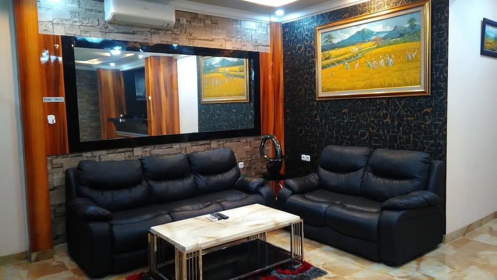 Adaya Hotel