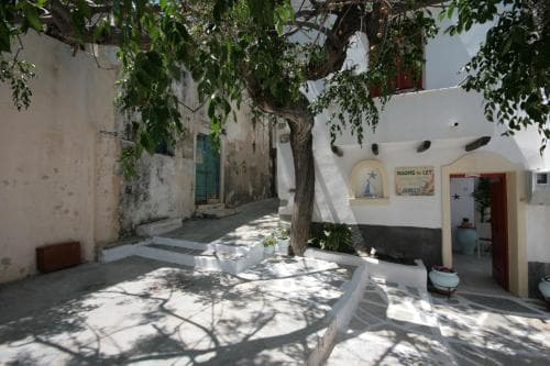 Studios Bourgos