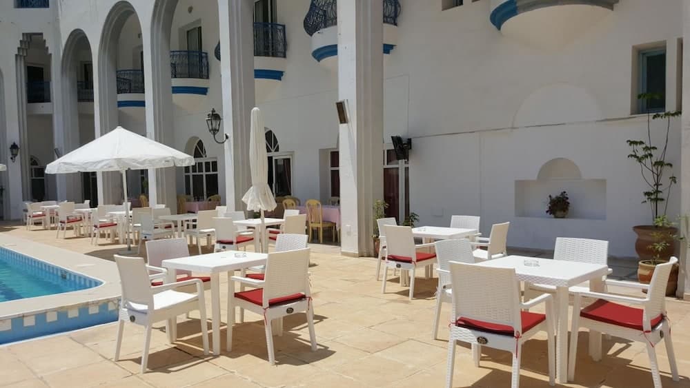 Sindbad Inn