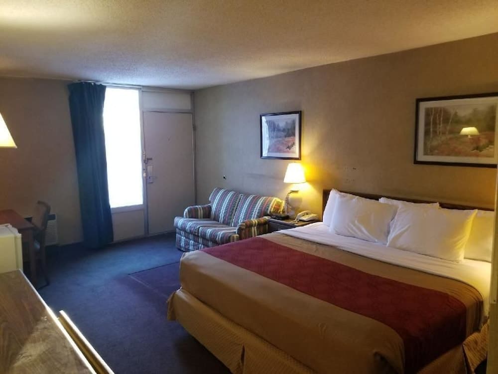 Econo Lodge Brainerd