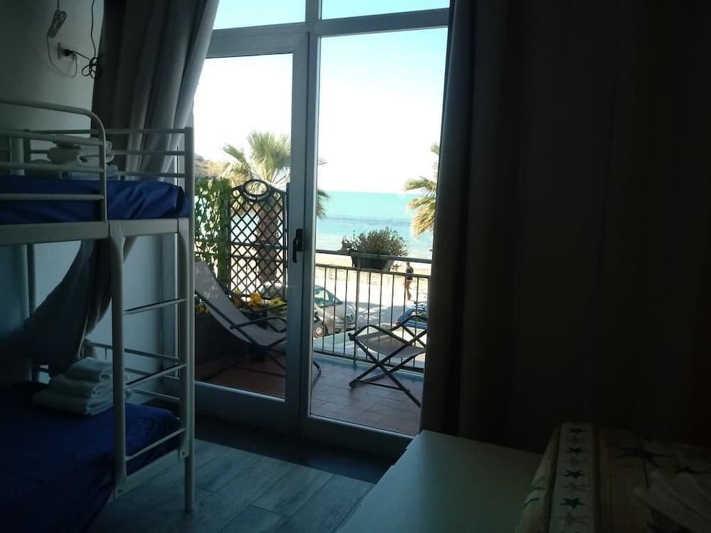 Riviera B&B