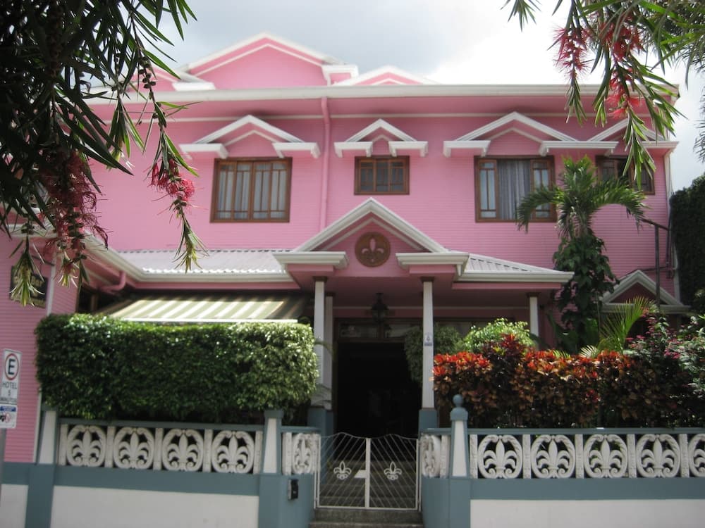 Fleur De Lys Hotel