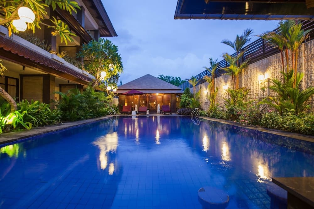 Ari Putri Hotel