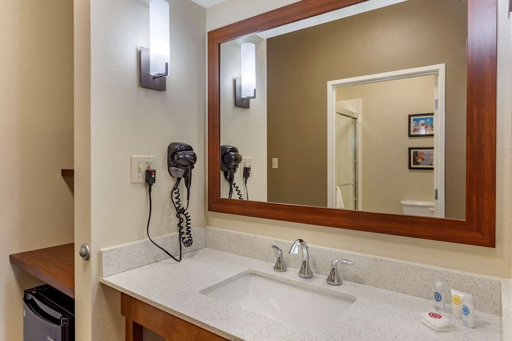 Comfort Suites Cordova